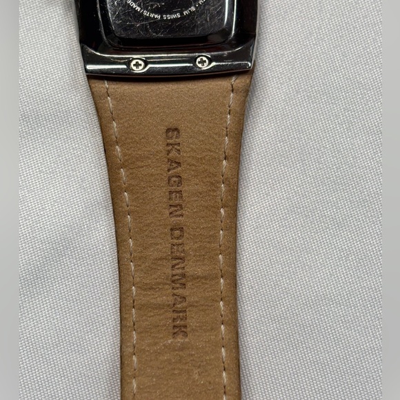 Skagen Watch Denmark Pearl Face Leather Band - Picture 5 of 12